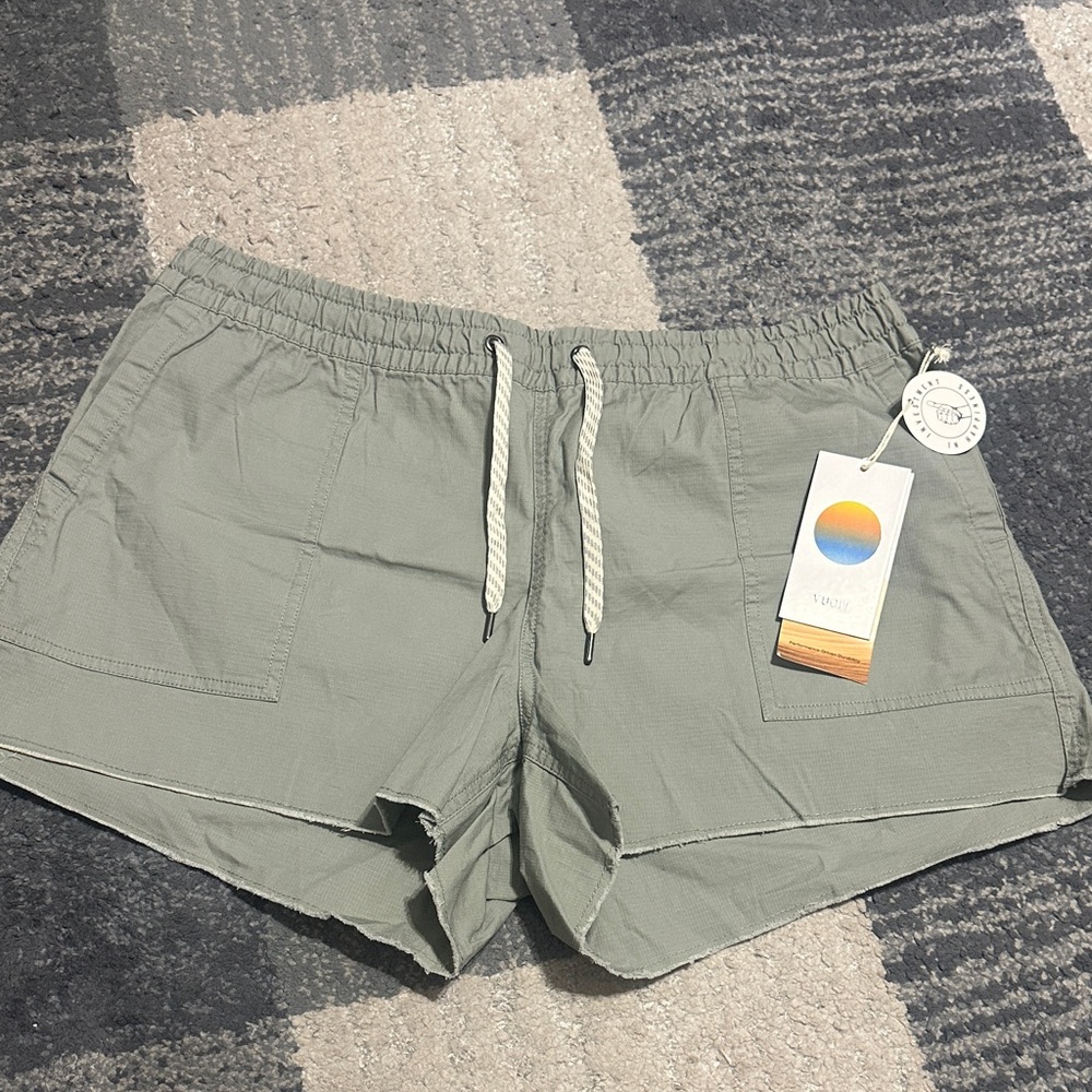 Vuori Olive Green Women's Cargo Shorts